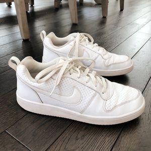 Nike women’s sneakers (NOT AF1)